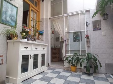 VENTA PH ALMAGRO SIN EXPENSAS