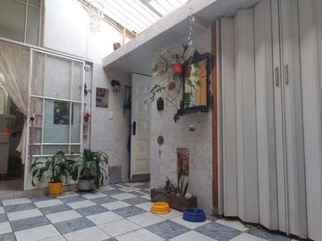 VENTA PH ALMAGRO SIN EXPENSAS
