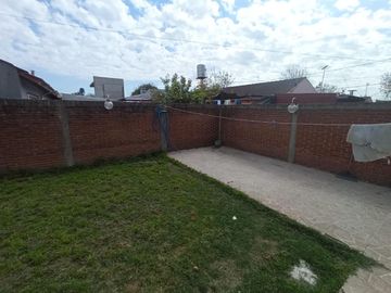 Casa - Claypole