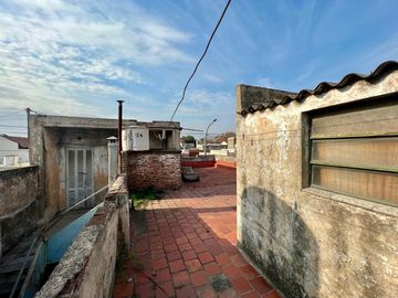 2 Deptos a Reciclar c/posibilidad de anexar lote c/salida por Derqui - OPORTUNIDAD!!
