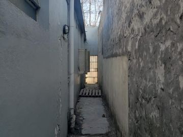 Casa en venta - 3 Dormitorios 3 Baños - 340 mts2 - La Plata