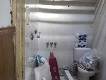 Casa en venta - 3 Dormitorios 3 Baños - 340 mts2 - La Plata