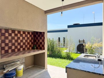 Casa en venta Barrio San Felipe Canning