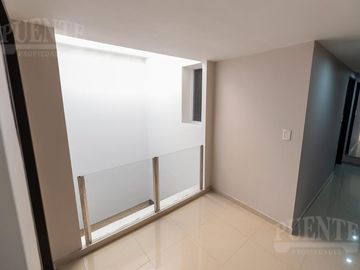 Casa - Lomas de Zamora Este