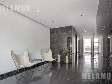 1 AMB con BALCON y PLACARD / VENTA / FLORES /  *Apto Profesional* !!