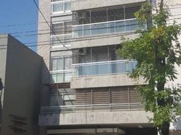 venta palermo bulnes 1400 excelente piso de 3 ambientes con dependencia , cochera y amenities