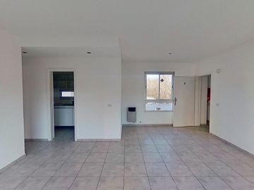 Departamento en  de Un Dormitorio de Categoría con COCHERA - Zona Plaza Paso