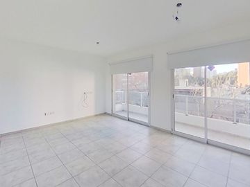 Departamento en  de Un Dormitorio de Categoría con COCHERA - Zona Plaza Paso