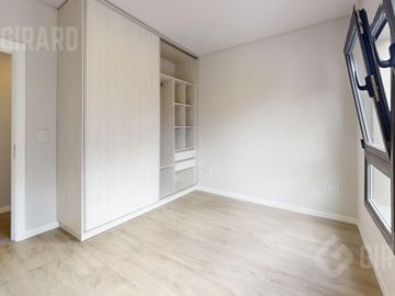 Departamento en venta, piso de 4 amb con cochera, zona Guemes. Apto Credito