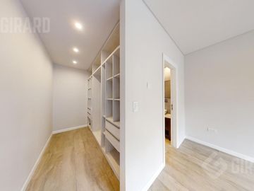 Departamento en venta, piso de 4 amb con cochera, zona Guemes. Apto Credito