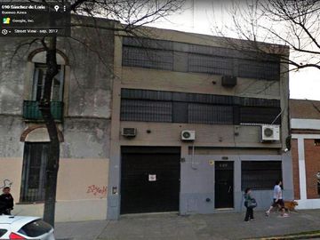 VENTA Edificio Comercial - Almagro Sanchez de Loria 689  Deposito y Oficinas