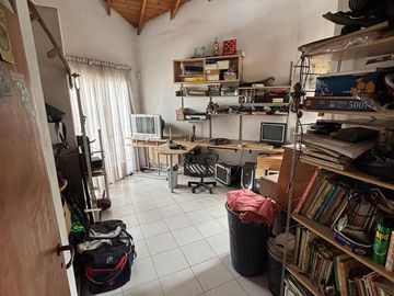 Casa en  Adrogué
