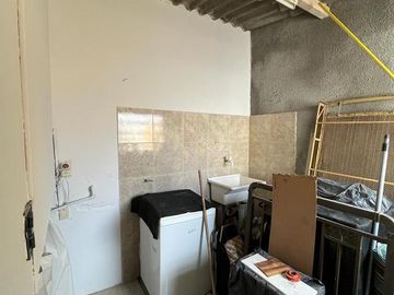 PH PARA DOS FAMILIAS O INVERSOR VENTA  Marco Avellaneda  1781 REMEDIOS DE ESCALADA