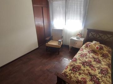 PH PARA DOS FAMILIAS O INVERSOR VENTA  Marco Avellaneda  1781 REMEDIOS DE ESCALADA