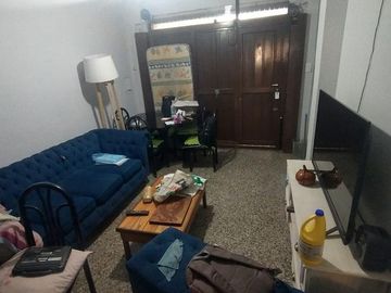 PH PARA DOS FAMILIAS O INVERSOR VENTA  Marco Avellaneda  1781 REMEDIOS DE ESCALADA