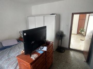 PH PARA DOS FAMILIAS O INVERSOR VENTA  Marco Avellaneda  1781 REMEDIOS DE ESCALADA