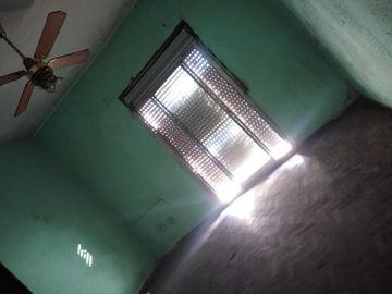 Casa y Departamento en venta - 4 dormitorios 2 baños - 103mts2 - Burzaco