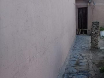 Casa y Departamento en venta - 4 dormitorios 2 baños - 103mts2 - Burzaco