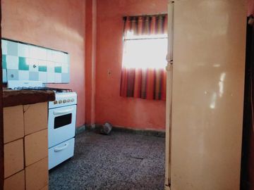 Casa y Departamento en venta - 4 dormitorios 2 baños - 103mts2 - Burzaco