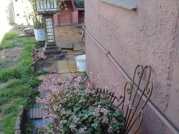 Casa y Departamento en venta - 4 dormitorios 2 baños - 103mts2 - Burzaco