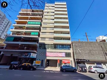Espectacular 4 ambientes con 2 cocheras y baulera en la mejor zona de Villa Urquiza - VENTA