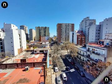 Espectacular 4 ambientes con 2 cocheras y baulera en la mejor zona de Villa Urquiza - VENTA