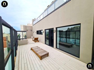 Espectacular 4 ambientes con 2 cocheras y baulera en la mejor zona de Villa Urquiza - VENTA