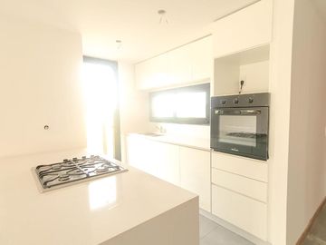 Casa 2 Dorm - Brisanova Barrio Privado - Pueblo E.