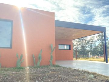 Casa 2 Dorm - Brisanova Barrio Privado - Pueblo E.