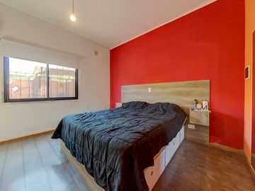 Casa en venta 3 Dormitorios con Piscina - Funes