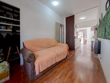 Casa en venta 3 Dormitorios con Piscina - Funes