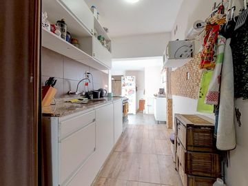 Casa en venta 3 Dormitorios con Piscina - Funes