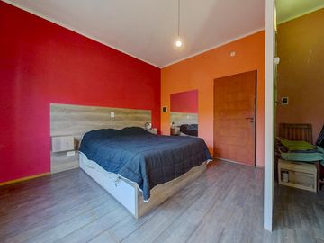 Casa en venta 3 Dormitorios con Piscina - Funes