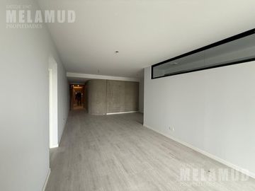 3 AMBIENTES / VENTA / COCHERA /2 BAÑOS Y PARRILLA PROPIA EN EL BALCON!!