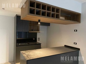 3 AMBIENTES / VENTA / COCHERA /2 BAÑOS Y PARRILLA PROPIA EN EL BALCON!!