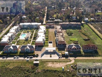 Venta Duplex 4 ambientes - Condominio Altos de Maschwitz - Apto Credito