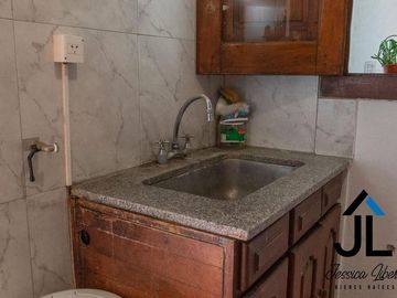 Casa en Venta en Capilla del Señor con parque de 1700 m2 en el casco urbano.