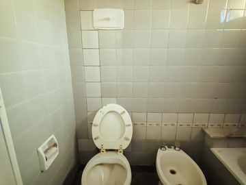 Departamento en venta - 2 dormitorios 1 baño - 70mts2 - La Plata