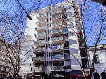 Departamento en venta - 2 dormitorios 1 baño - 70mts2 - La Plata