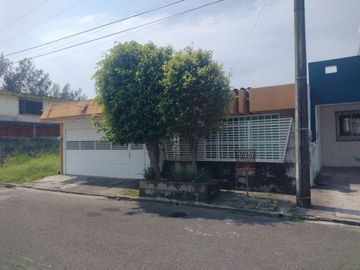 CASA DE 1 PISO A LA VENTA, FRAC. FLORESTA, VERACRUZ, VER
