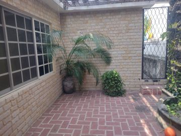 CASA DE 1 PISO A LA VENTA, FRAC. FLORESTA, VERACRUZ, VER
