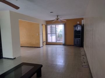 CASA DE 1 PISO A LA VENTA, FRAC. FLORESTA, VERACRUZ, VER