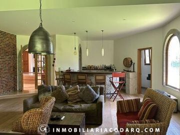 EXCLUSIVA CASA EN VENTA EN HACIENDA  DE VALLE ESCONDIDO