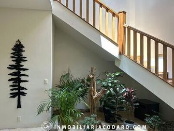 EXCLUSIVA CASA EN VENTA EN HACIENDA  DE VALLE ESCONDIDO