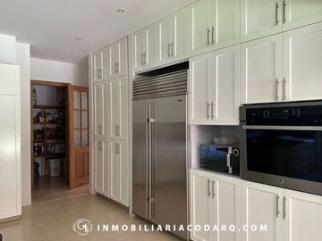 EXCLUSIVA CASA EN VENTA EN HACIENDA  DE VALLE ESCONDIDO