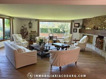 EXCLUSIVA CASA EN VENTA EN HACIENDA  DE VALLE ESCONDIDO
