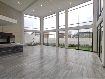 Residencia Nueva en Venta en Condado de Sayavedra, Atizapan