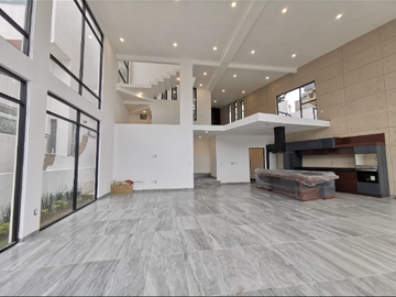 Residencia Nueva en Venta en Condado de Sayavedra, Atizapan