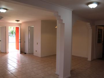 Casa en venta con 4 dormitorios y 2 baños en Puente Alto