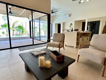 Casas en venta TIki Tiki en Cholul, Yucatán.
